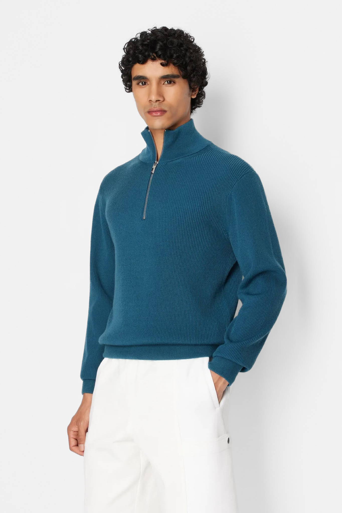 Голубой свитер Armani Exchange